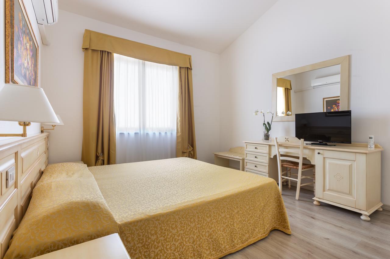 Rodia Inn Ористано Экстерьер фото