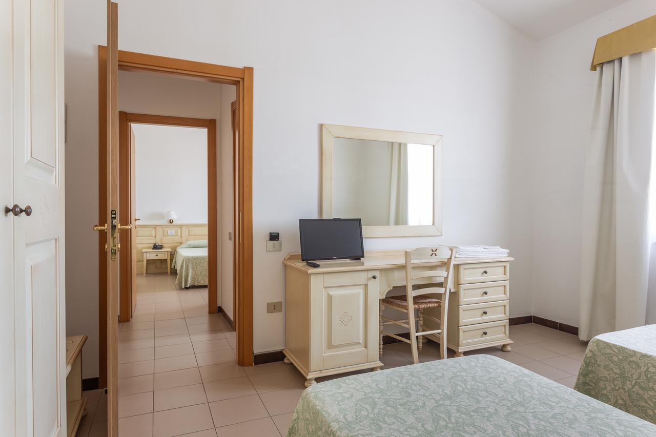 Rodia Inn Ористано Экстерьер фото